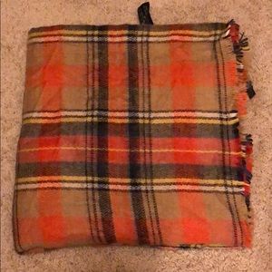 NWOT Zara Blanket Scarf